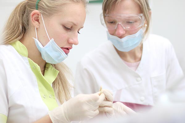 How Does One Become a General Dentist from Salud Dental Group in Albuquerque, NM